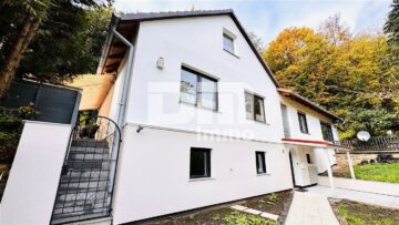 (R)eserviert!Umfassend saniertes Ein- Zweifamilienhaus auf großem Grundstück, 34385 Bad Karlshafen, Einfamilienhaus